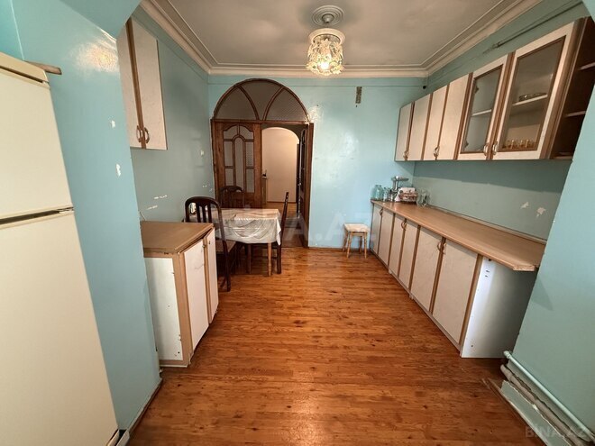 Продаётся 4-комн. вторичка 100 м², м. Ази Асланов, photo 21 from 28