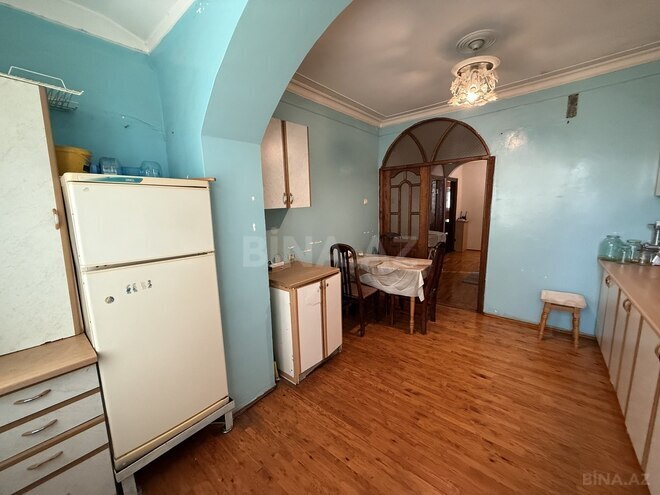 Продаётся 4-комн. вторичка 100 м², м. Ази Асланов, photo 20 from 28