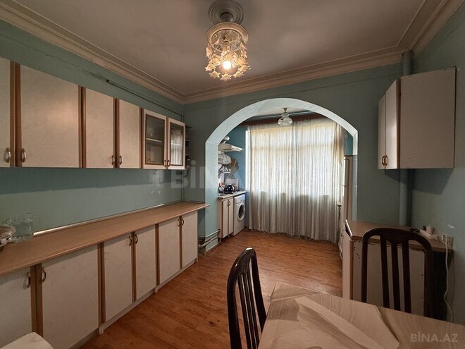 Продаётся 4-комн. вторичка 100 м², м. Ази Асланов, photo 18 from 28
