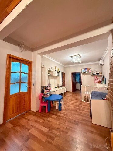 Satılır 2 otaqlı köhnə tikili 76 m², 20 Yanvar m., photo 6 from 24