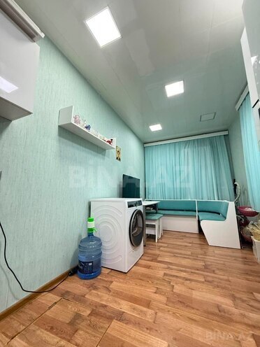 Satılır 2 otaqlı köhnə tikili 76 m², 20 Yanvar m., photo 13 from 24
