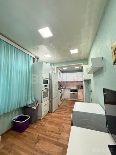 Satılır 2 otaqlı köhnə tikili 76 m², 20 Yanvar m., photo 18 from 24