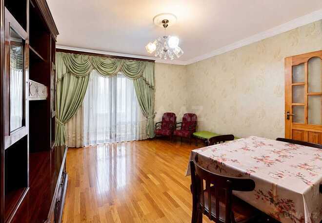 Satılır 3 otaqlı köhnə tikili 65 m², Əhmədli q., photo 1 from 8
