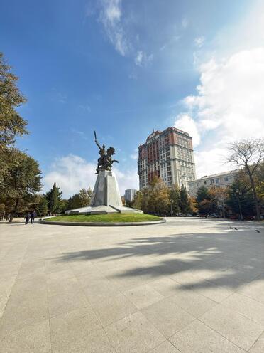 Сдаётся 3-комн. вторичка 75 м², Насиминский  р., photo 1 from 10