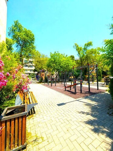 Satılır 2 otaqlı köhnə tikili 60 m², Qara Qarayev m., photo 19 from 20