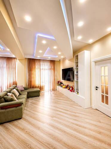 Продаётся 3-комн. новостройка 108 м², пос. Аг шехер, photo 1 from 16