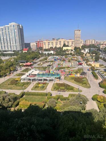 İcarəyə verilir 3 otaqlı köhnə tikili 80 m², İnşaatçılar m., photo 1 from 15