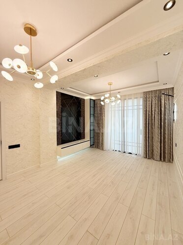 Продаётся 2-комн. новостройка 65 м², photo 1 from 15