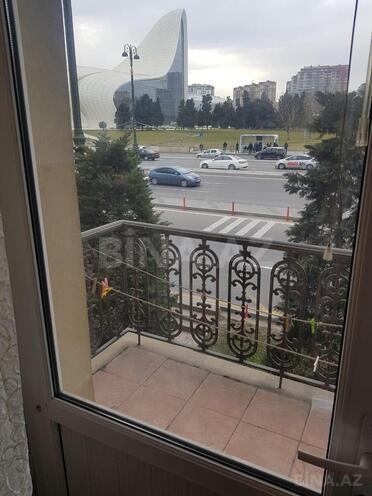 Сдаётся 3-комн. вторичка 70 м², м. Нариман Нариманов, photo 10 from 11