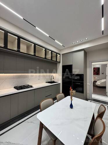 Продаётся 3-комн. новостройка 135 м², м. Низами, photo 9 from 18