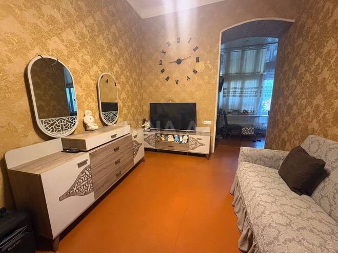 Продаётся 2-комн. вторичка 60 м², м. 28 мая, photo 1 from 8