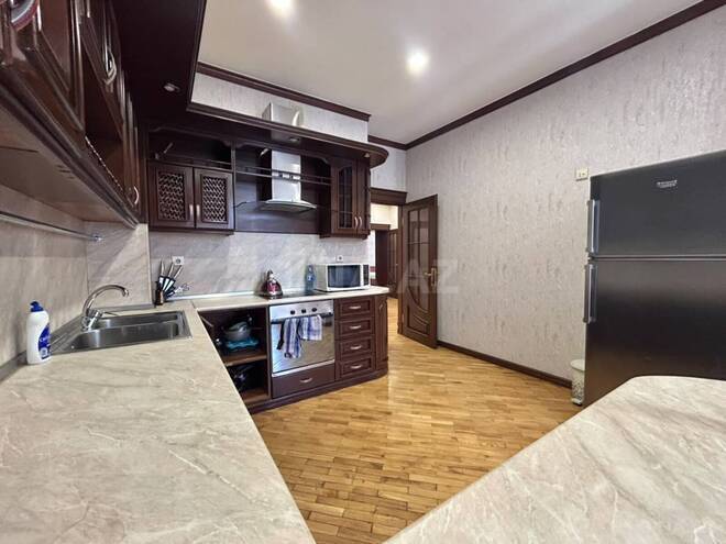 İcarəyə verilir 4 otaqlı yeni tikili 200 m², Nizami m., photo 12 from 28