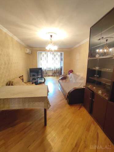 Satılır 3 otaqlı köhnə tikili 80 m², İnşaatçılar m., photo 3 from 17