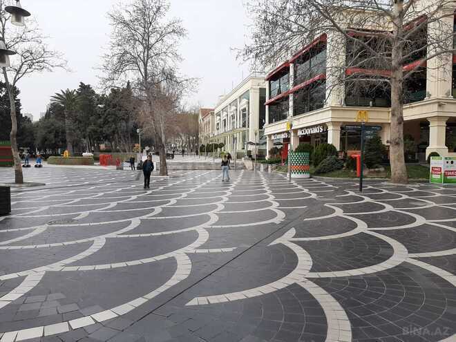 İcarəyə verilir 3 otaqlı köhnə tikili 120 m², Sahil m., photo 1 from 27