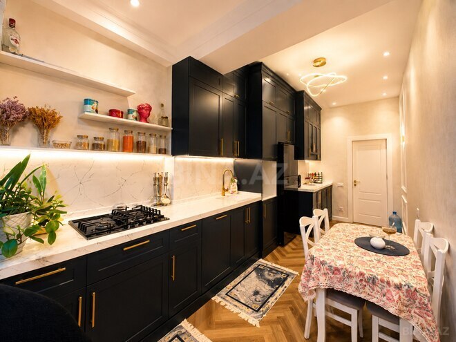 Сдаётся 2-комн. новостройка 95 м², м. Низами, photo 6 from 13