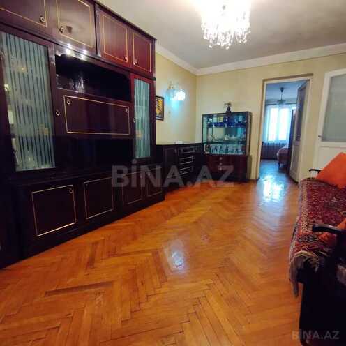 Satılır 3 otaqlı köhnə tikili 75 m², İnşaatçılar m., photo 5 from 12