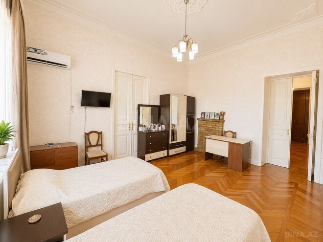 Продаётся 3-комн. вторичка 120 м², м. 28 мая, photo 11 from 17