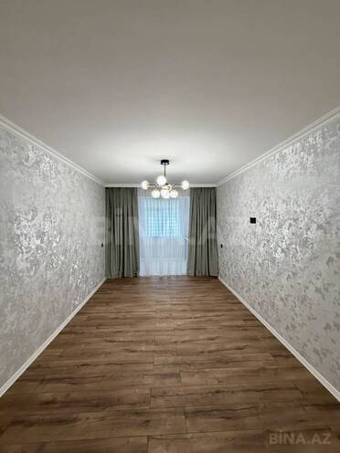 Продаётся 2-комн. вторичка 40 м², м. Нефтчиляр, photo 3 from 14