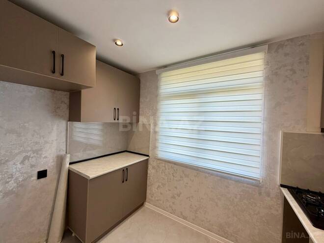 Продаётся 2-комн. вторичка 40 м², м. Нефтчиляр, photo 8 from 14