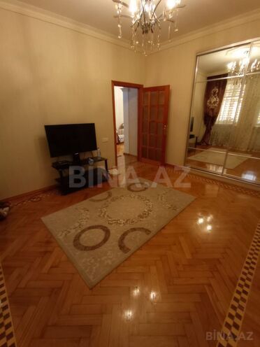 Сдаётся 4-комн. вторичка 135 м², м. Сахил, photo 3 from 18