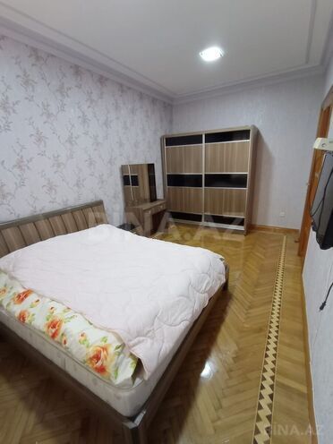 Сдаётся 4-комн. вторичка 135 м², м. Сахил, photo 5 from 18