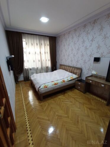 Сдаётся 4-комн. вторичка 135 м², м. Сахил, photo 6 from 18