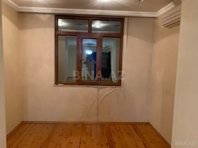 Продаётся 3-комн. вторичка 70 м², м. Ази Асланов, photo 4 from 8
