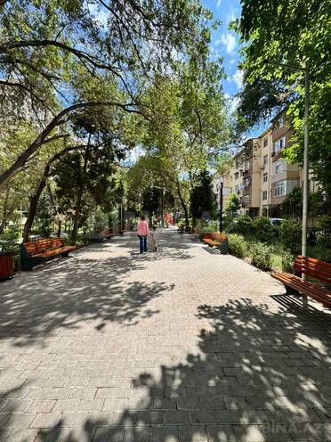 Satılır 2 otaqlı köhnə tikili 65 m², 7-ci mikrorayon q., photo 4 from 30