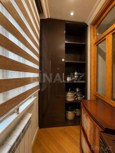 Продаётся 2-комн. вторичка 53 м², м. Кара Караев, photo 10 from 25