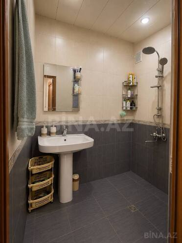 Продаётся 2-комн. вторичка 53 м², м. Кара Караев, photo 15 from 25