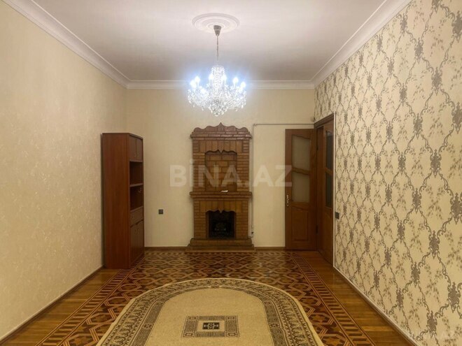 Продается 3-комн. вторичка 90 м², м. Низами, photo 3 from 12