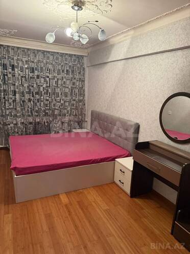 İcarəyə verilir 2 otaqlı köhnə tikili 70 m², İnşaatçılar m., photo 1 from 13