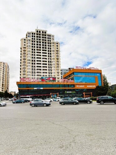 Продаётся 3-комн. новостройка 126.7 м², м. Элмляр Академиясы, photo 4 from 30