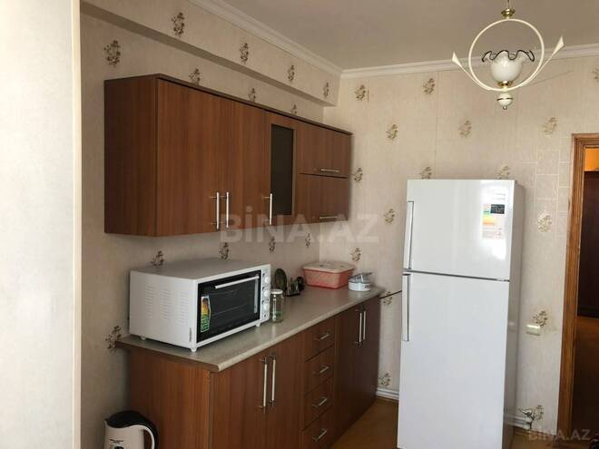 Продаётся 1-комн. вторичка 45 м², м. Кара Караев, photo 9 from 14