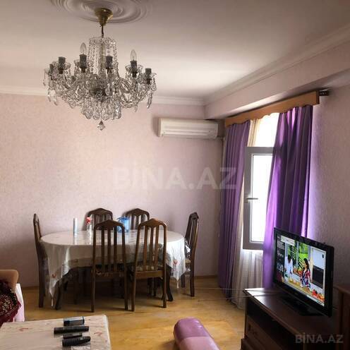 Продаётся 1-комн. вторичка 45 м², м. Кара Караев, photo 4 from 14