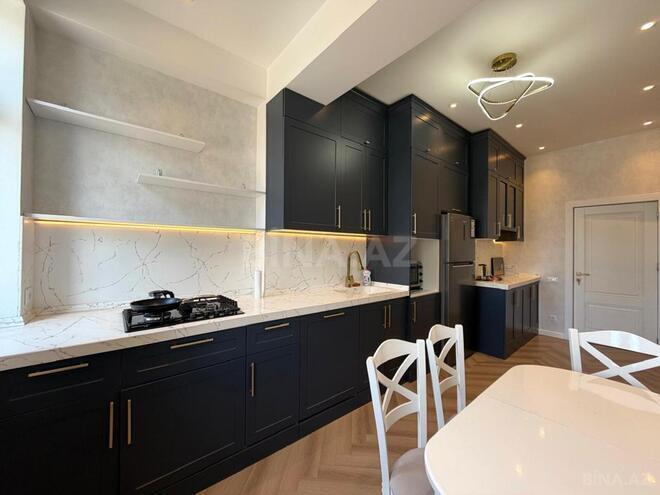 Сдаётся 2-комн. новостройка 95 м², м. Низами, photo 8 from 17