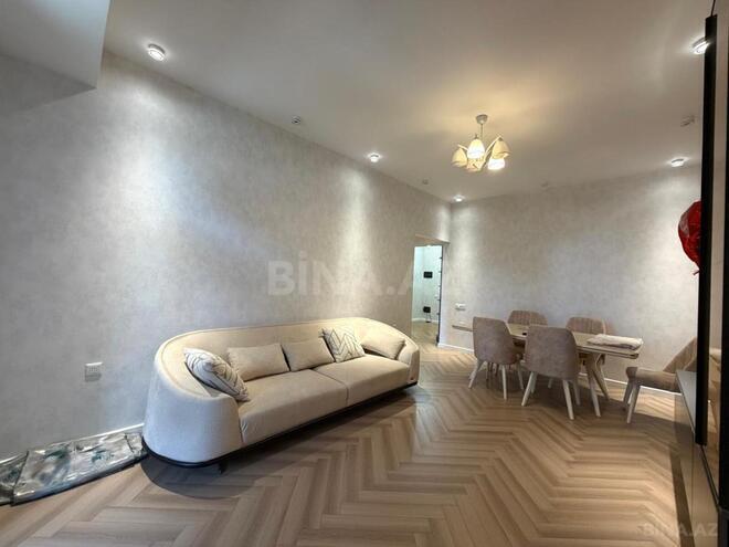 Сдаётся 2-комн. новостройка 95 м², м. Низами, photo 6 from 17