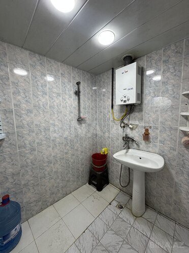 Продаётся 2-комн. вторичка 65 м², м. Ази Асланов, photo 15 from 17