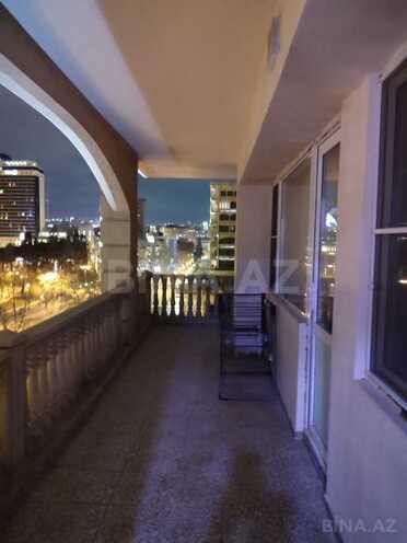 İcarəyə verilir 2 otaqlı köhnə tikili 70 m², 28 May m., photo 4 from 16