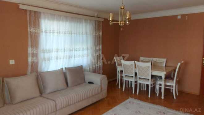 Satılır 2 otaqlı köhnə tikili 70 m², Qara Qarayev m., photo 3 from 8