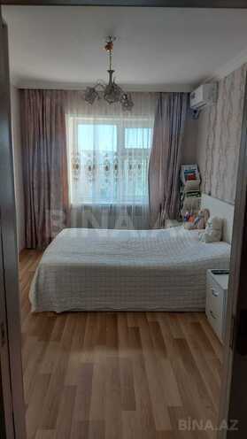 Satılır 2 otaqlı köhnə tikili 70 m², Qara Qarayev m., photo 1 from 8