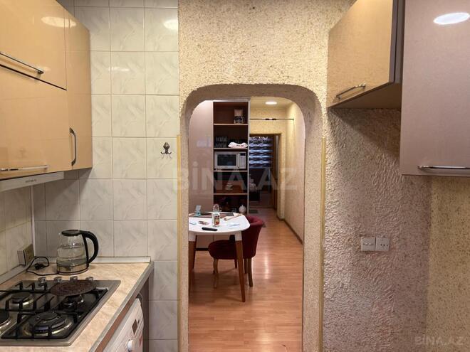 İcarəyə verilir 3 otaqlı köhnə tikili 98 m², Gənclik m., photo 7 from 8