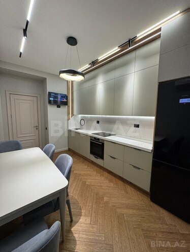 Продаётся 3-комн. новостройка 120 м², м. Элмляр Академиясы, photo 8 from 10