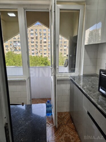 Продаётся 3-комн. вторичка 60 м², м. Ази Асланов, photo 7 from 8