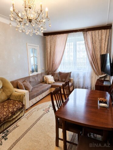 Продаётся 3-комн. вторичка 60 м², м. Ази Асланов, photo 3 from 8