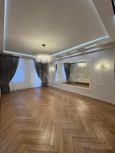 Продаётся 4-комн. новостройка 185 м², м. Элмляр Академиясы, photo 6 from 12