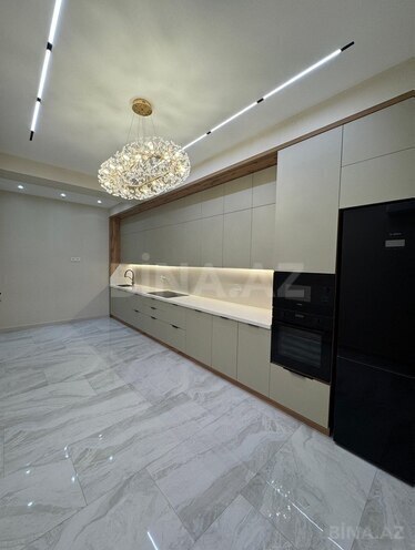 Продаётся 4-комн. новостройка 185 м², м. Элмляр Академиясы, photo 1 from 12