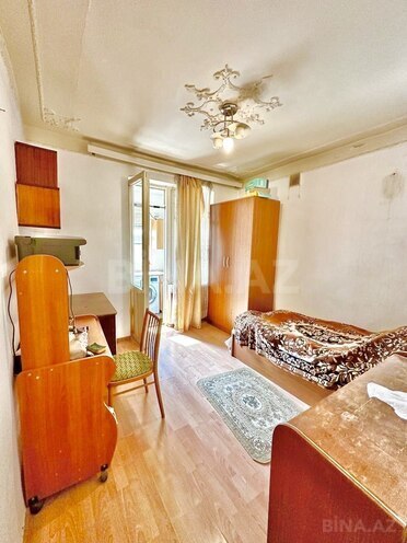 Satılır 2 otaqlı köhnə tikili 45 m², Qara Qarayev m., photo 6 from 13