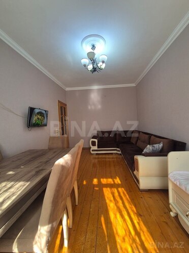 Satılır 2 otaqlı köhnə tikili 65 m², Yeni Yasamal q., photo 1 from 11