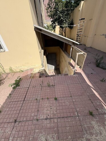 Satılır 9 otaqlı həyət evi/bağ evi 420 m², Badamdar q., photo 25 from 28